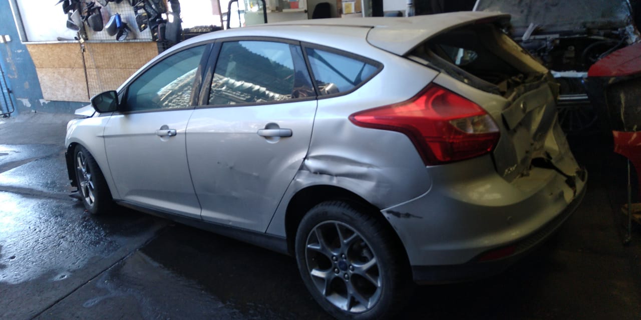  Ford FOCUS 2012    EN DESARME